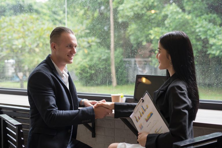 A Simple Way to Land Your First Local Business Meetings